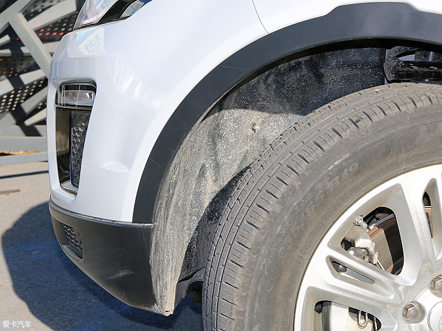 2016款攬勝極光品質(zhì)測(cè)試