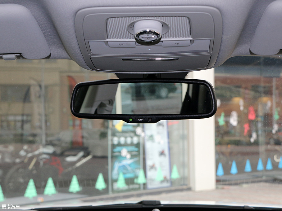 上汽榮威eRX5靜態體驗