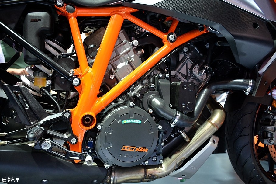 KTMڱĦᷢ׿˶г1290 SUPER DUKE GT1290 SUPER DUKE GT̳1290 SUPER DUKE R˶