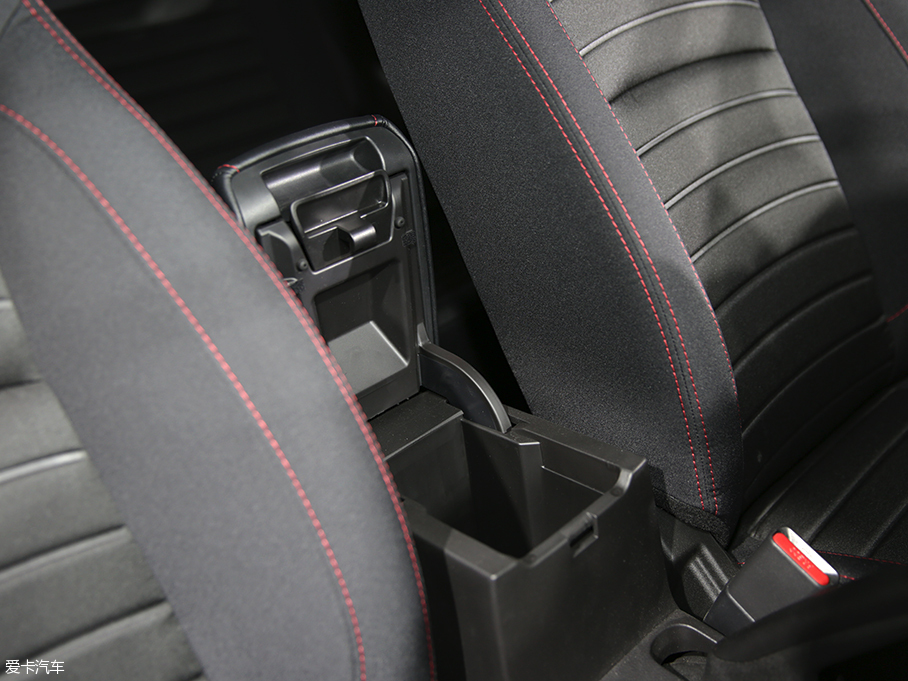 實拍維特拉領先四驅版