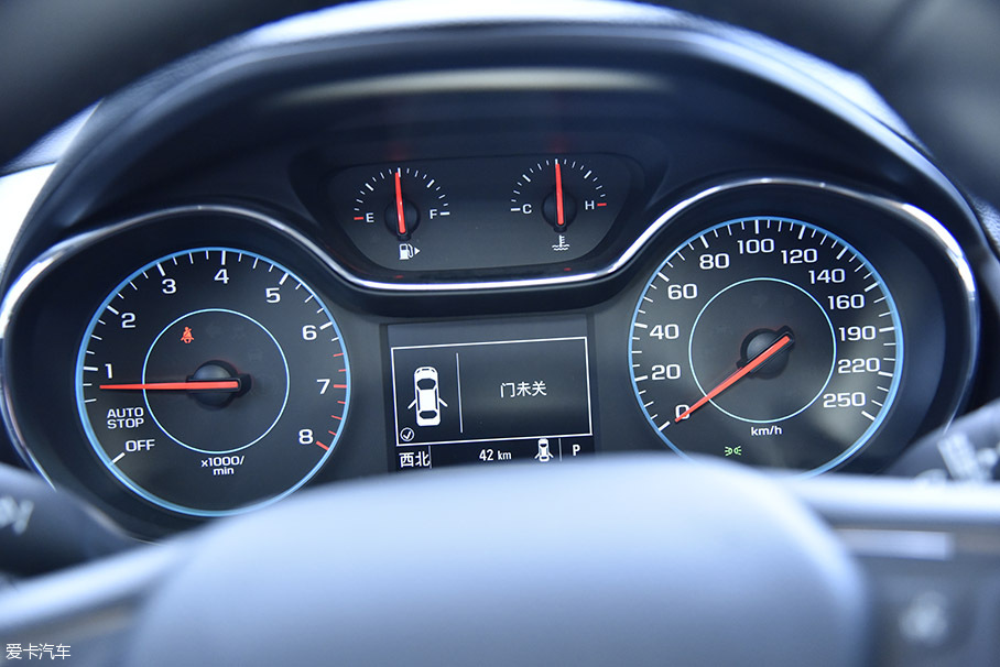 上汽通用雪佛蘭2017款科魯茲三廂