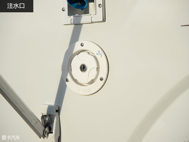 上汽大通V80房車