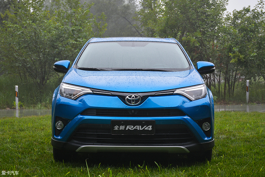 全新RAV4越野试驾