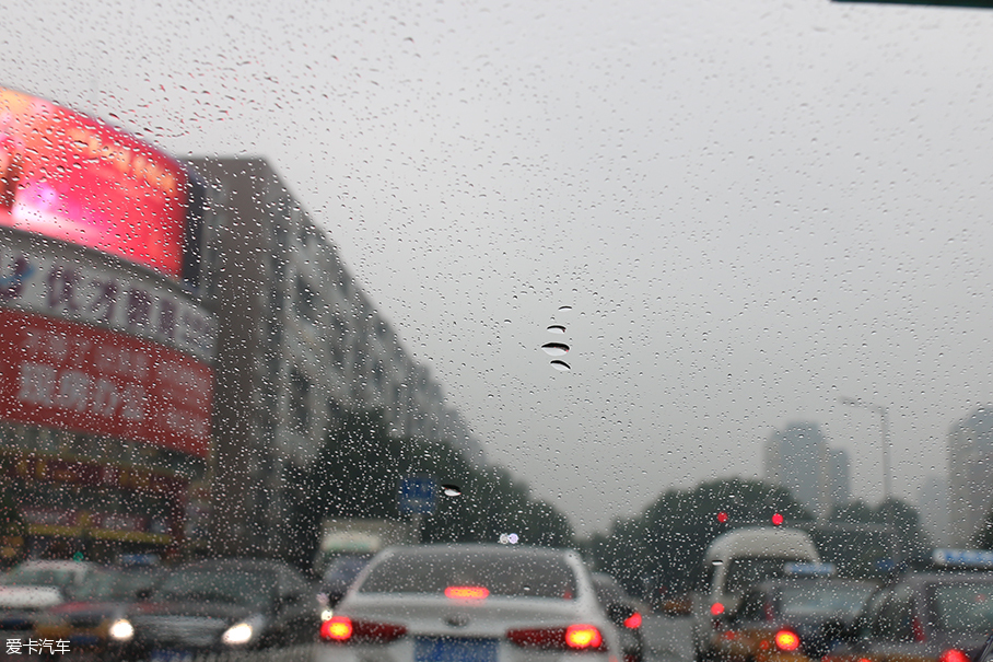 镀膜雨刷