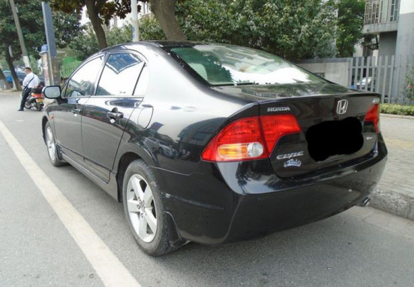 武汉本田思域2008年上牌二手车报价_多少钱,2008年上牌的本田思域出售