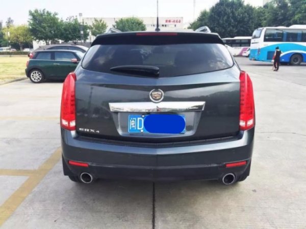 2010年上牌凯迪拉克srx(进口)