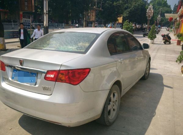 2010年上牌荣威350