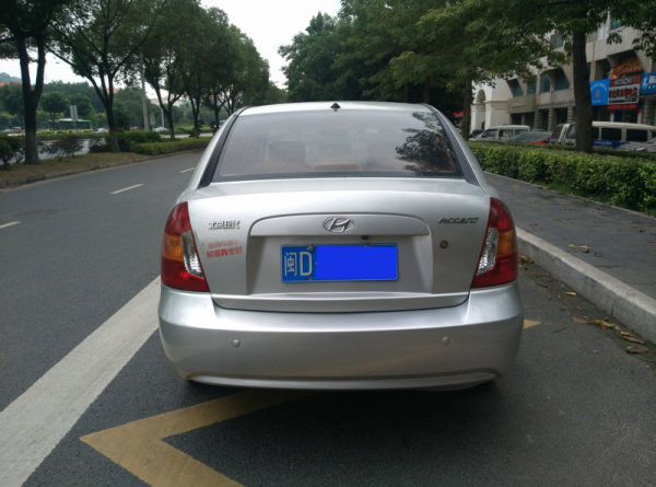 2009年上牌现代雅绅特