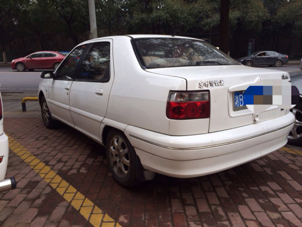 2007年上牌雪铁龙爱丽舍