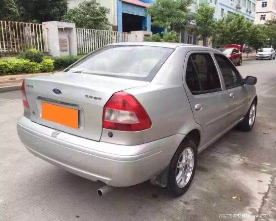 2005年上牌福特嘉年华