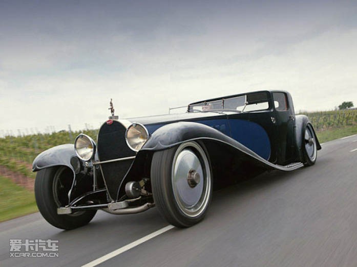 不同时代布加迪车型实拍