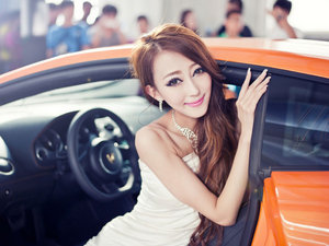 ��չ�Ǹа���Ȼ󡰰׹Ǿ���Ů��