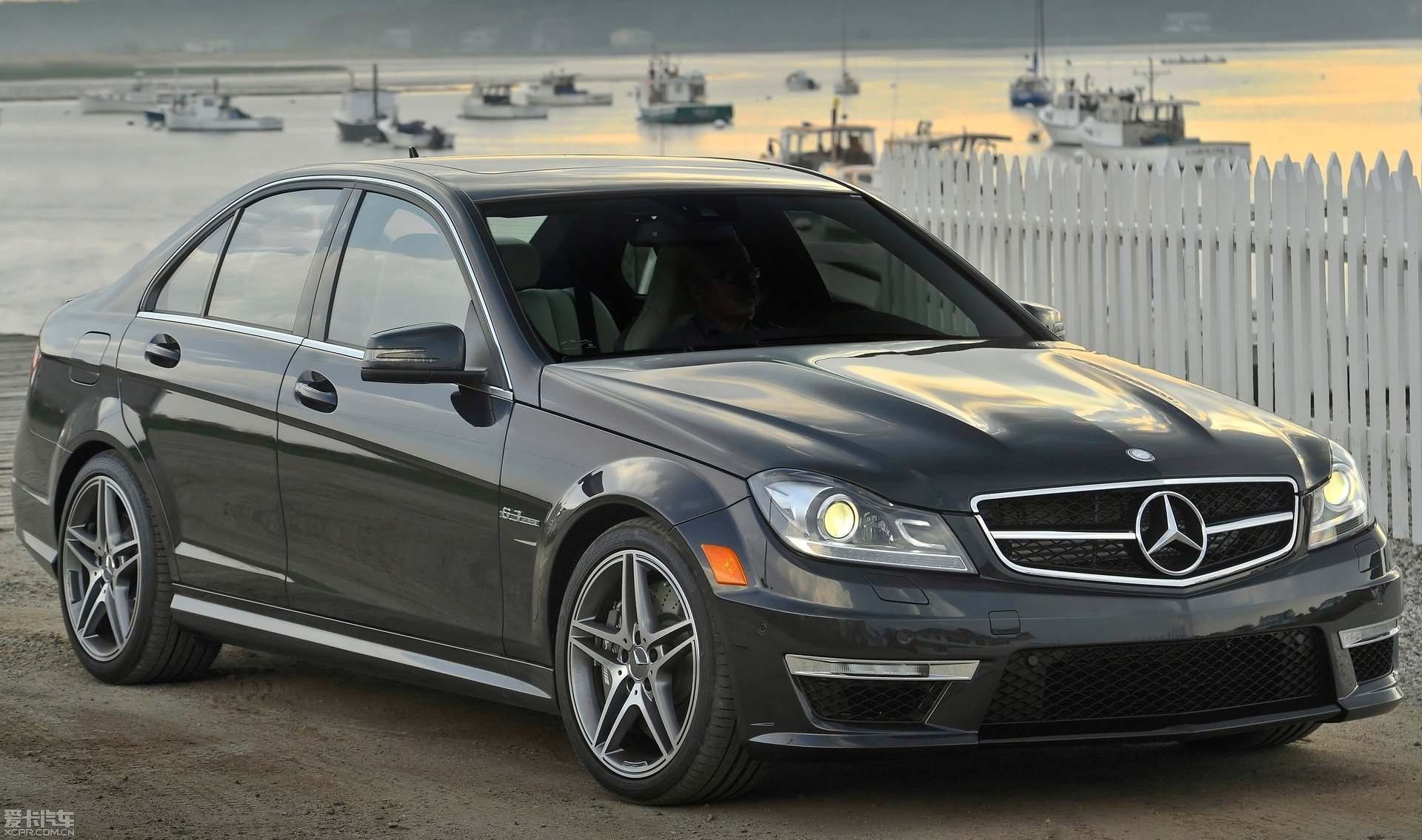 奔驰2012款c63 amg