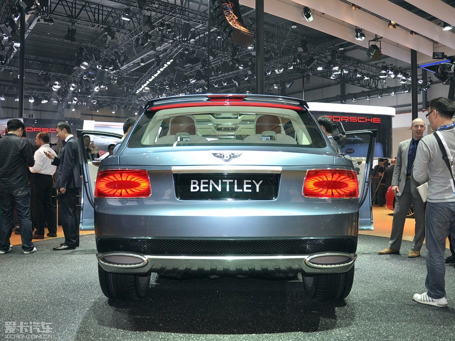 > 宾利suv全新exp9f图赏