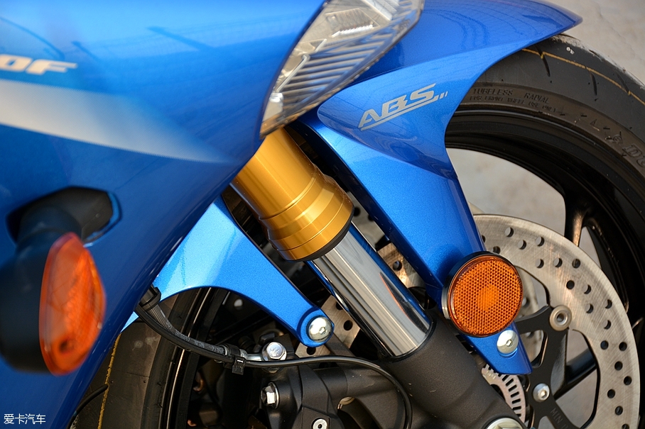 铃木GSX-S1000F;铃木旅行跑车;SUZUKI GSX-S1000F